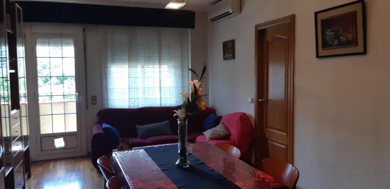 Precioso!! Apartamento En El Centro De Sabadell Apartment Luaran gambar