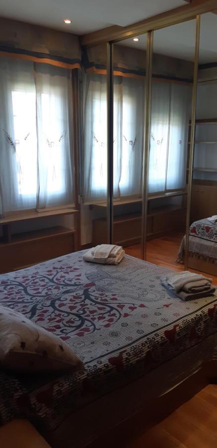 Precioso!! Apartamento En El Centro De Sabadell Apartment Luaran gambar