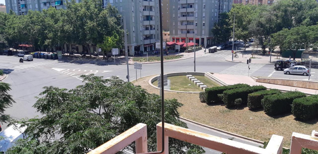 Precioso!! Apartamento En El Centro De Sabadell Apartment Luaran gambar